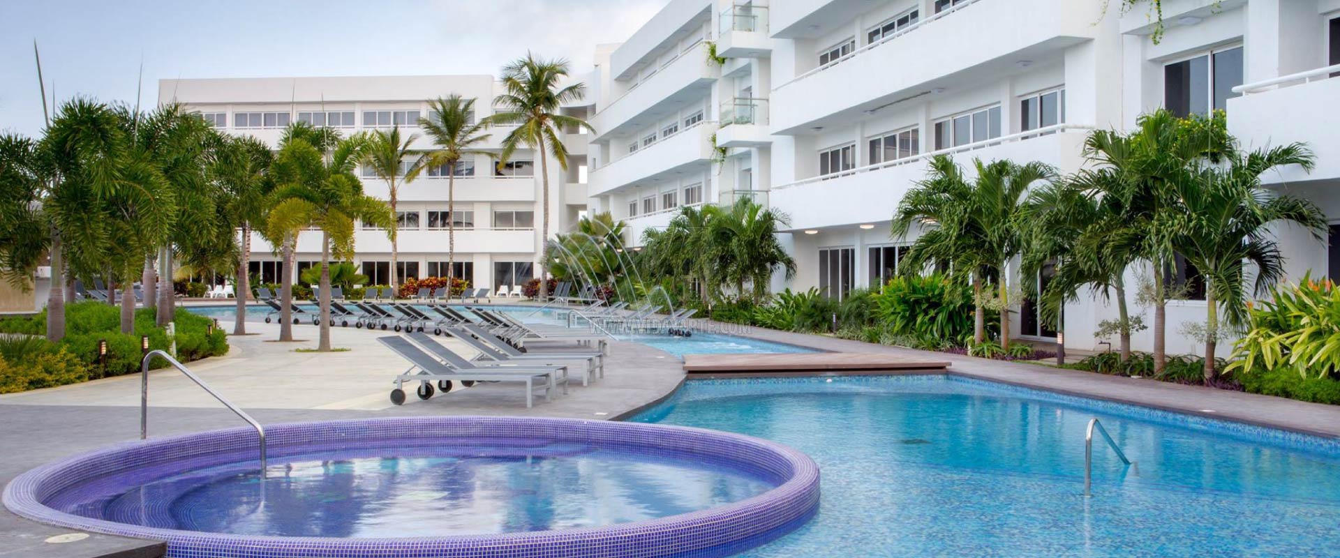 Quovadis - Margarita Hotel Palm Beach